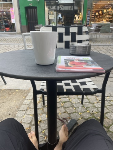 Sitzen im Cafe in Hildesheim