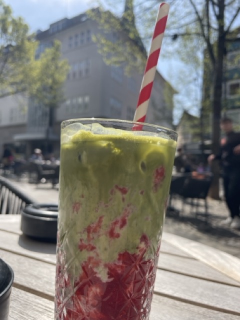 Iced Matcha Strawberry